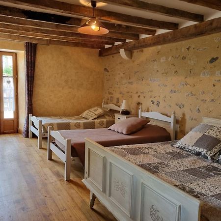 Bed and Breakfast Domaine De La Rue La Berthenoux Exterior foto